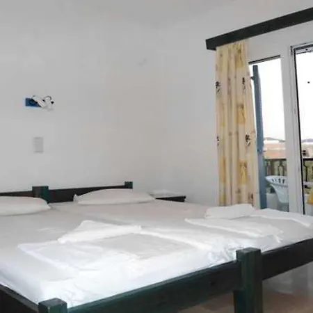 Rea Apartmanhotel Naxos City