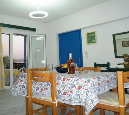 雷阿公寓式酒店 *