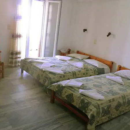 雷阿公寓式酒店 *