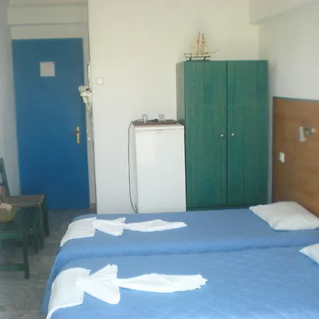 雷阿公寓式酒店 * Naxos City