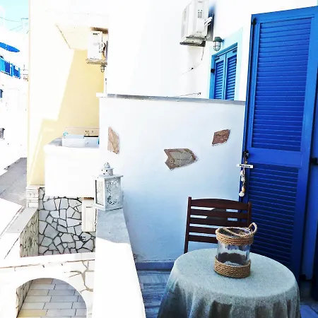 雷阿公寓式酒店 Naxos City