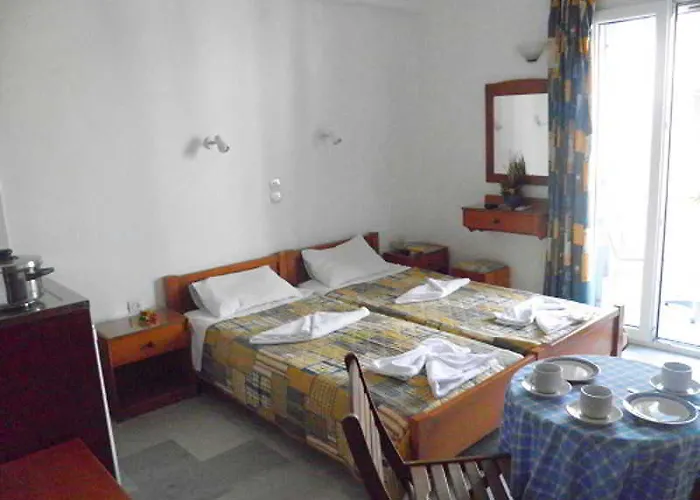 Rea Aparthotel Naxos City